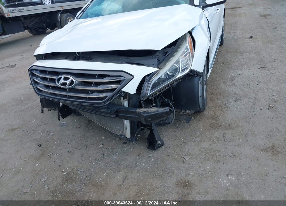 2015 HYUNDAI SONATA SPORT VIN: 5NPE34AF4FH220633