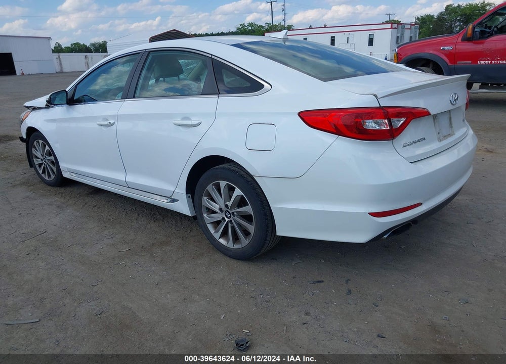 2015 HYUNDAI SONATA SPORT VIN: 5NPE34AF4FH220633