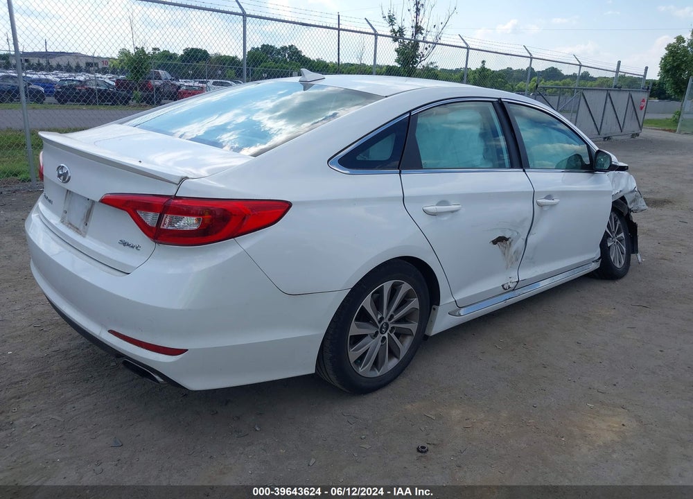 2015 HYUNDAI SONATA SPORT VIN: 5NPE34AF4FH220633