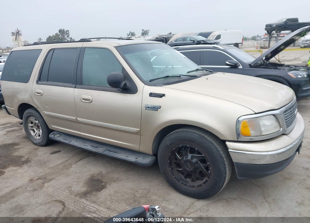 2000 FORD EXPEDITION XLT VIN: 1FMRU15L5YLB13243