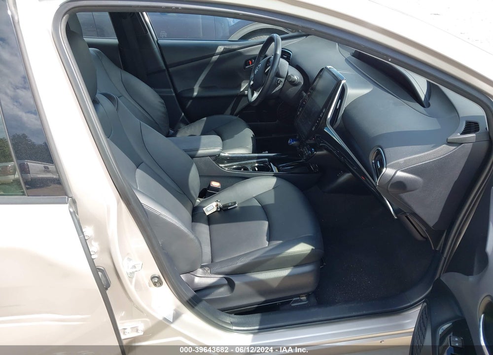 2017 TOYOTA PRIUS PRIME PREMIUM VIN: JTDKARFP3H3049704