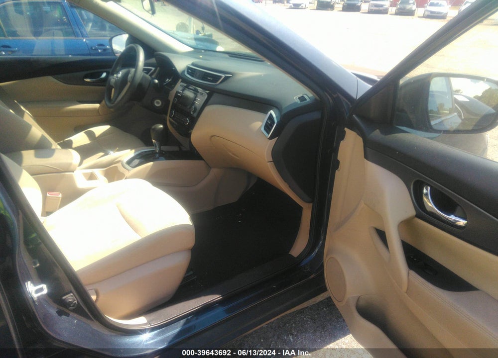 2016 NISSAN ROGUE S VIN: JN8AT2MT8GW004952