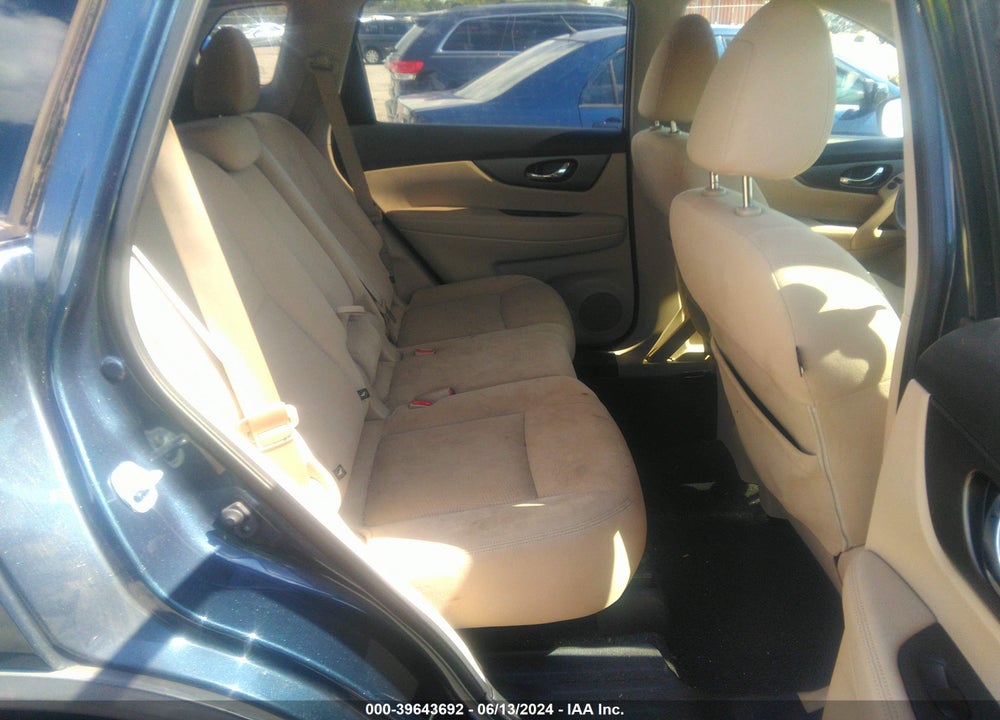 2016 NISSAN ROGUE S VIN: JN8AT2MT8GW004952