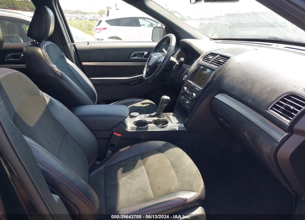2019 FORD EXPLORER XLT VIN: 1FM5K8D83KGA21669
