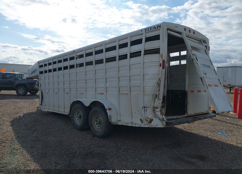 2015 TITAN TRAILER MFG --- VIN: 4TGG20208F1073837
