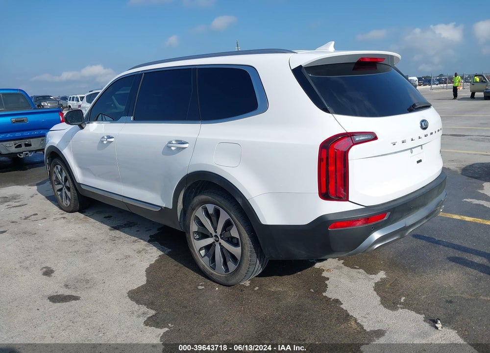 2021 KIA TELLURIDE S VIN: 5XYP64HC6MG163271