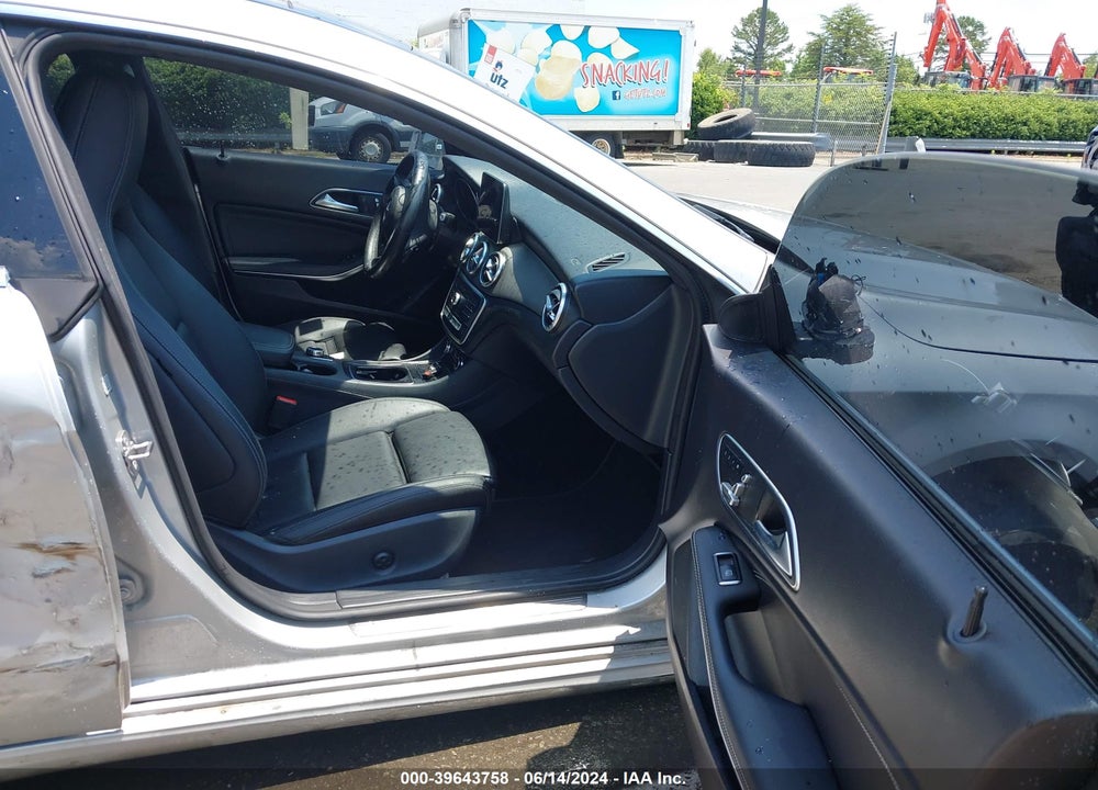 2019 MERCEDES-BENZ CLA 250 4MATIC VIN: WDDSJ4GB9KN727475