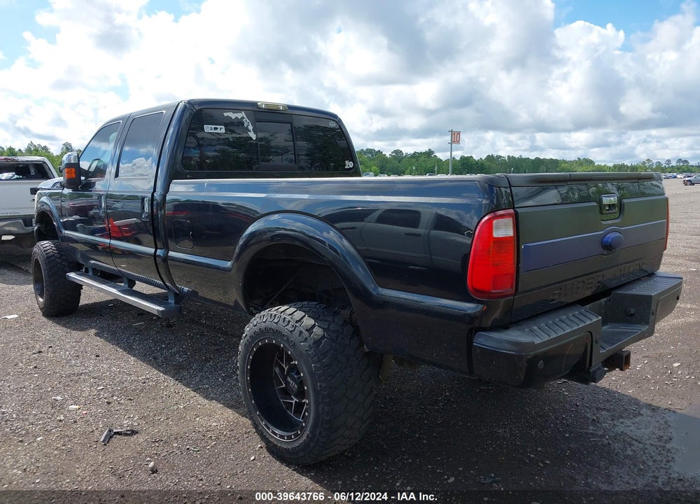 2015 FORD F-250 LARIAT VIN: 1FT7W2BTXFEA81102