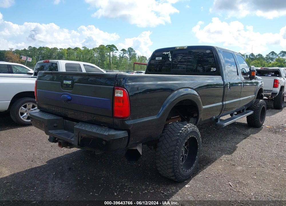 2015 FORD F-250 LARIAT VIN: 1FT7W2BTXFEA81102