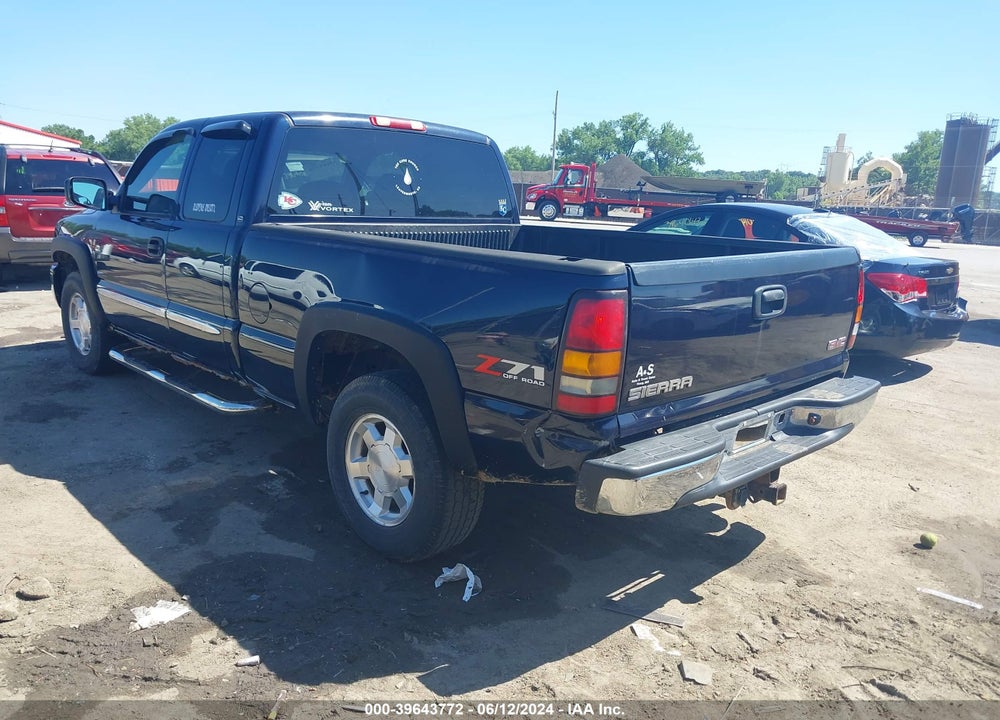 2005 GMC SIERRA 1500 SLE VIN: 1GTEK19B45E143733