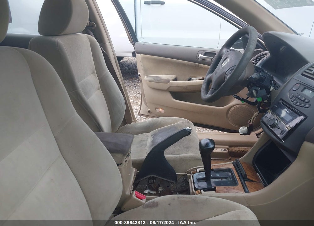 2004 HONDA ACCORD 2.4 EX VIN: 1HGCM56644A096775