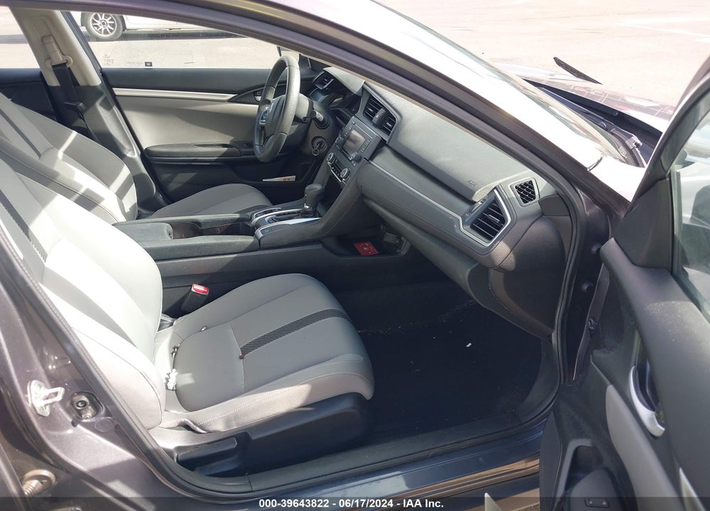2017 HONDA CIVIC LX VIN: 2HGFC2F56HH530403