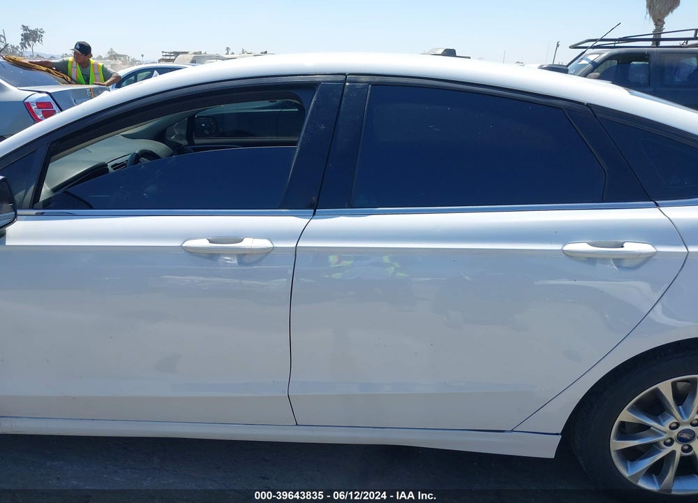 2017 FORD FUSION SE VIN: 3FA6P0H76HR237262