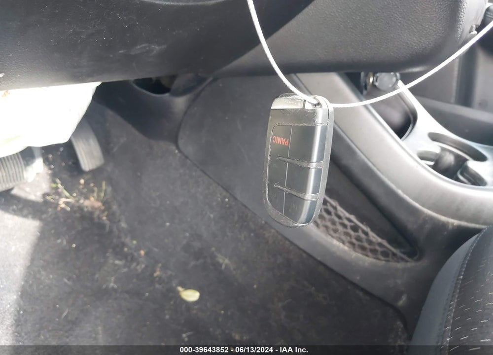 2019 DODGE JOURNEY SE VIN: 3C4PDCBB2KT867196