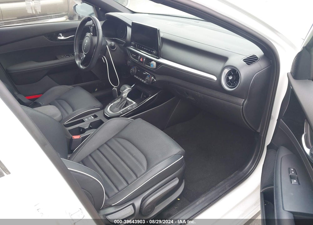 2023 KIA FORTE GT LINE VIN: 3KPF54AD8PE574660