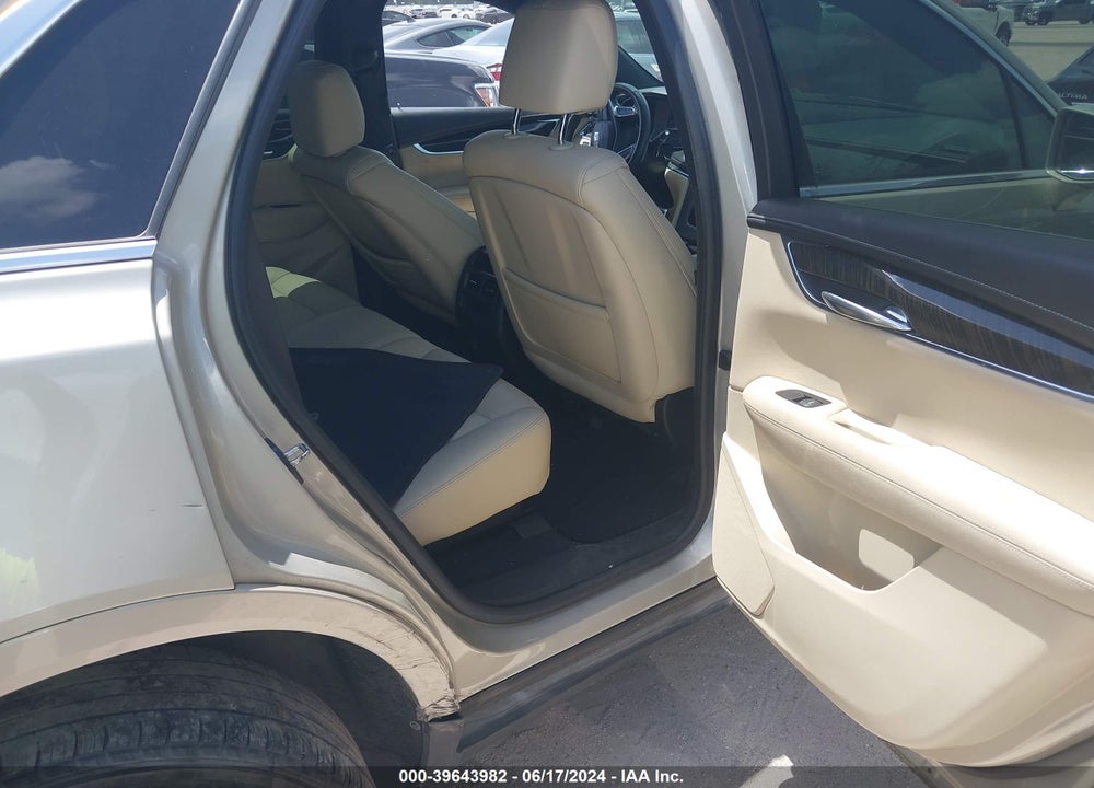 2017 CADILLAC XT5 STANDARD VIN: 1GYKNARS1HZ208975