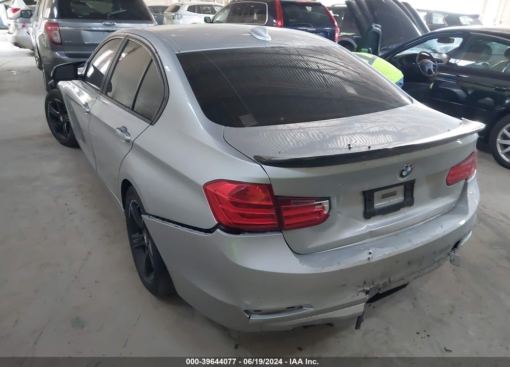 2013 BMW 3 SERIES VIN: WBA3B5G54DNP41098