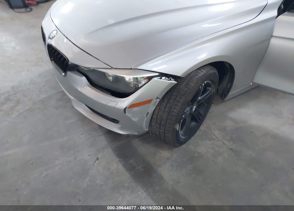 2013 BMW 3 SERIES VIN: WBA3B5G54DNP41098