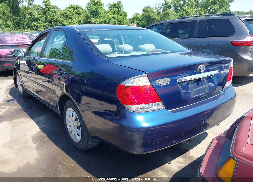 2005 TOYOTA CAMRY LE VIN: 4T1BE30K05U045867