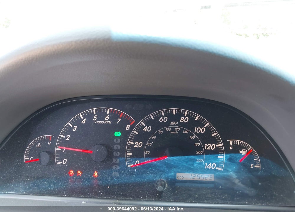 2005 TOYOTA CAMRY LE VIN: 4T1BE30K05U045867