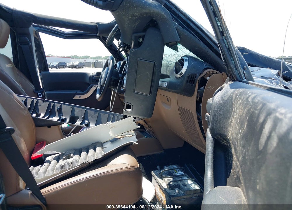 2014 JEEP WRANGLER UNLIMITED SAHARA VIN: 1C4BJWEGXEL103219