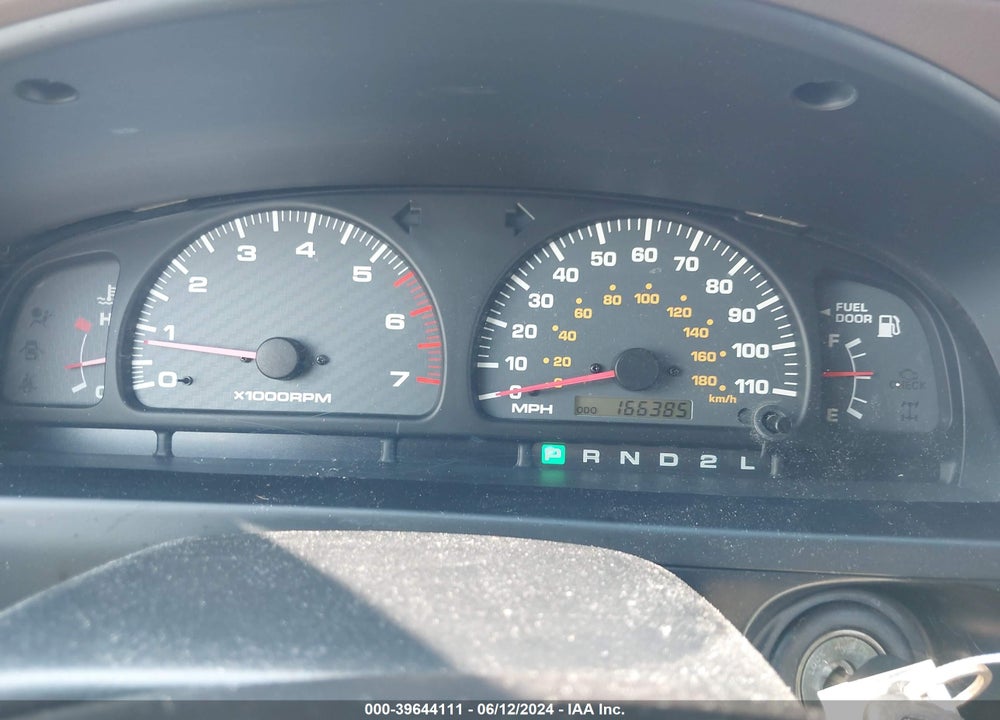 2000 TOYOTA 4RUNNER SR5 V6 VIN: JT3GN86R9Y0141718