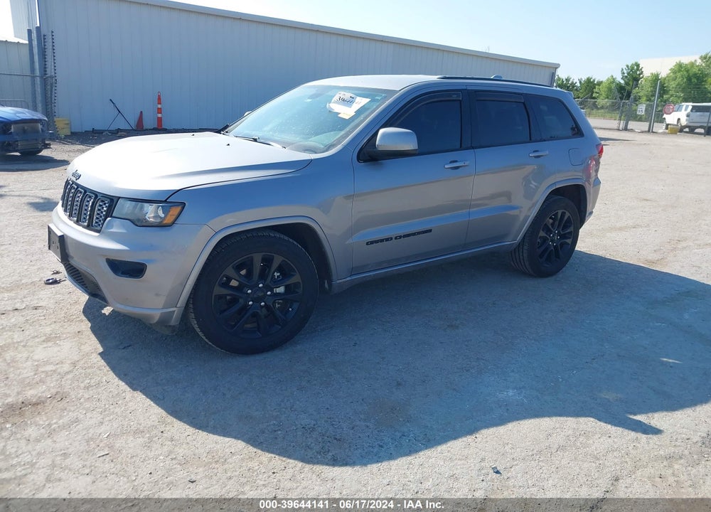 2018 JEEP GRAND CHEROKEE ALTITUDE 4X2 VIN: 1C4RJEAG3JC511960