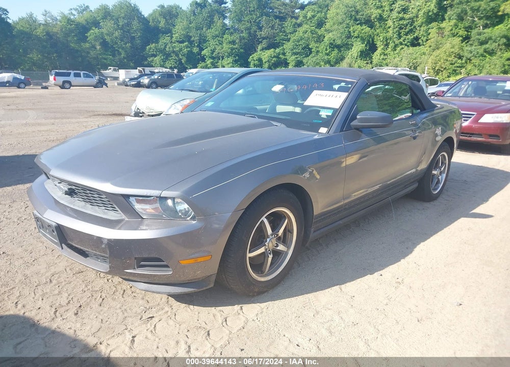2011 FORD MUSTANG V6 PREMIUM VIN: 1ZVBP8EM1B5119984