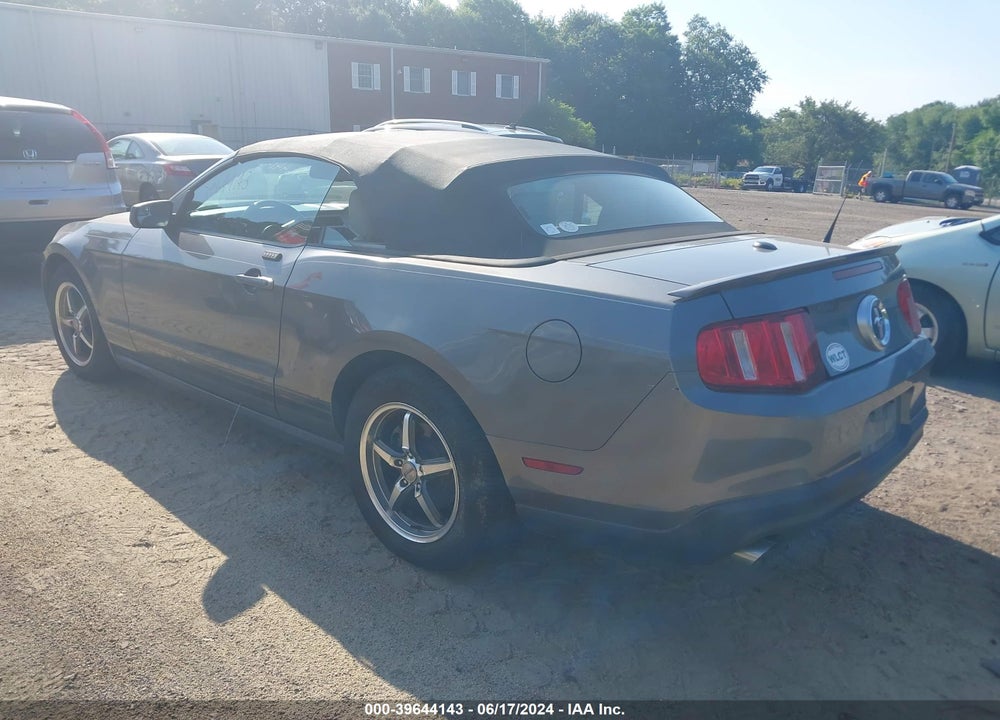 2011 FORD MUSTANG V6 PREMIUM VIN: 1ZVBP8EM1B5119984