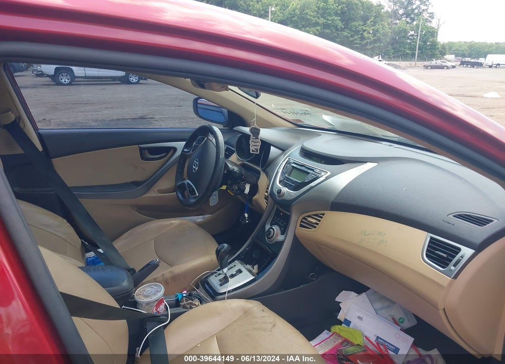 2012 HYUNDAI ELANTRA VIN: KMHDH4AE8CU193714