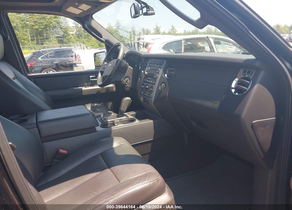 2008 FORD EXPEDITION XLT VIN: 1FMFU16548LA70937