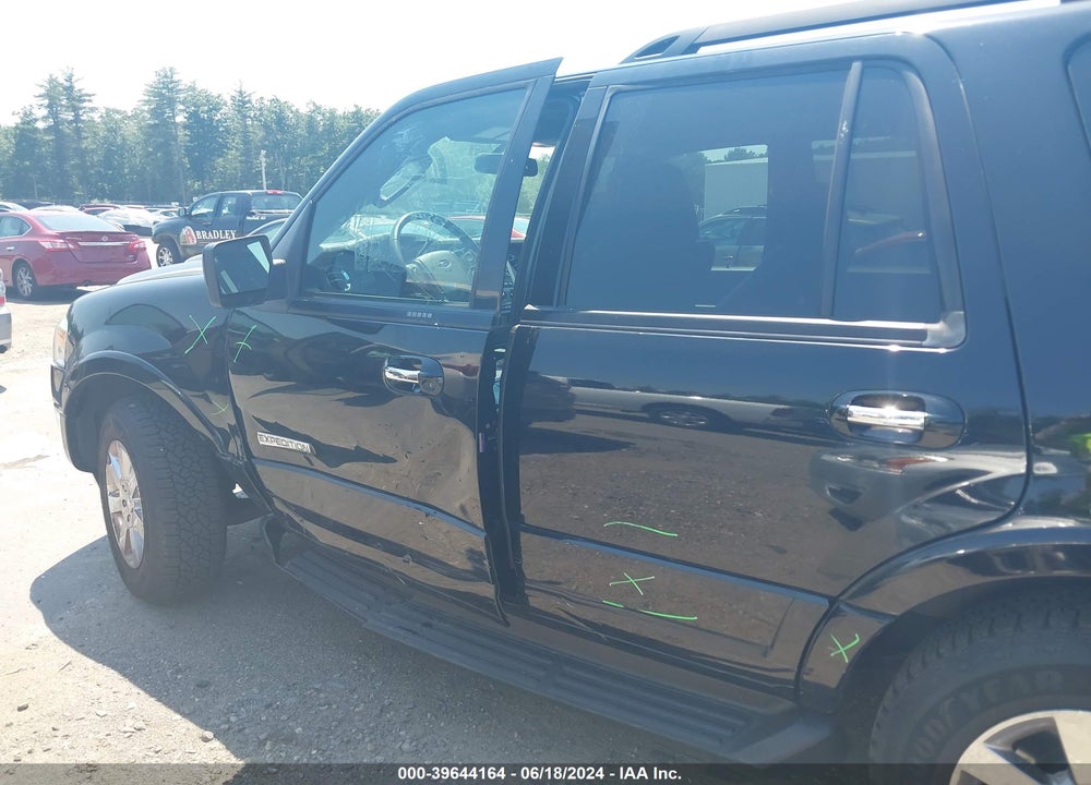 2008 FORD EXPEDITION XLT VIN: 1FMFU16548LA70937