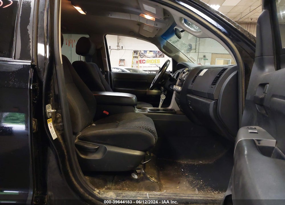 2009 TOYOTA TUNDRA GRADE 5.7L V8 VIN: 5TFBV54169X094111