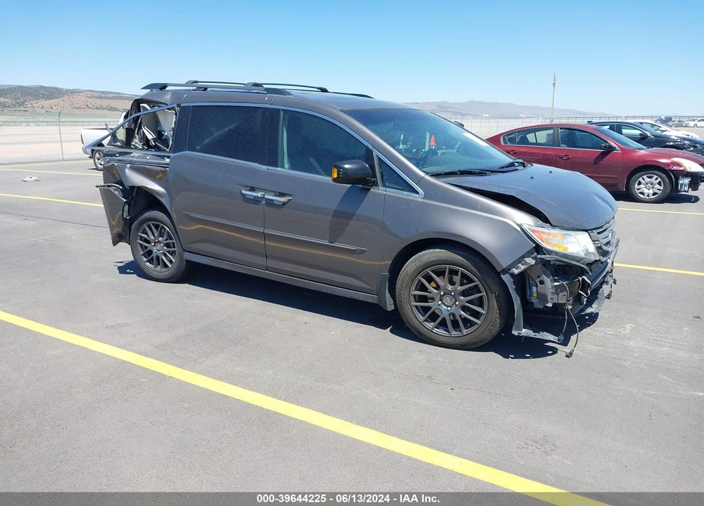 2011 HONDA ODYSSEY TOURING/TOURING ELITE VIN: 5FNRL5H97BB045083
