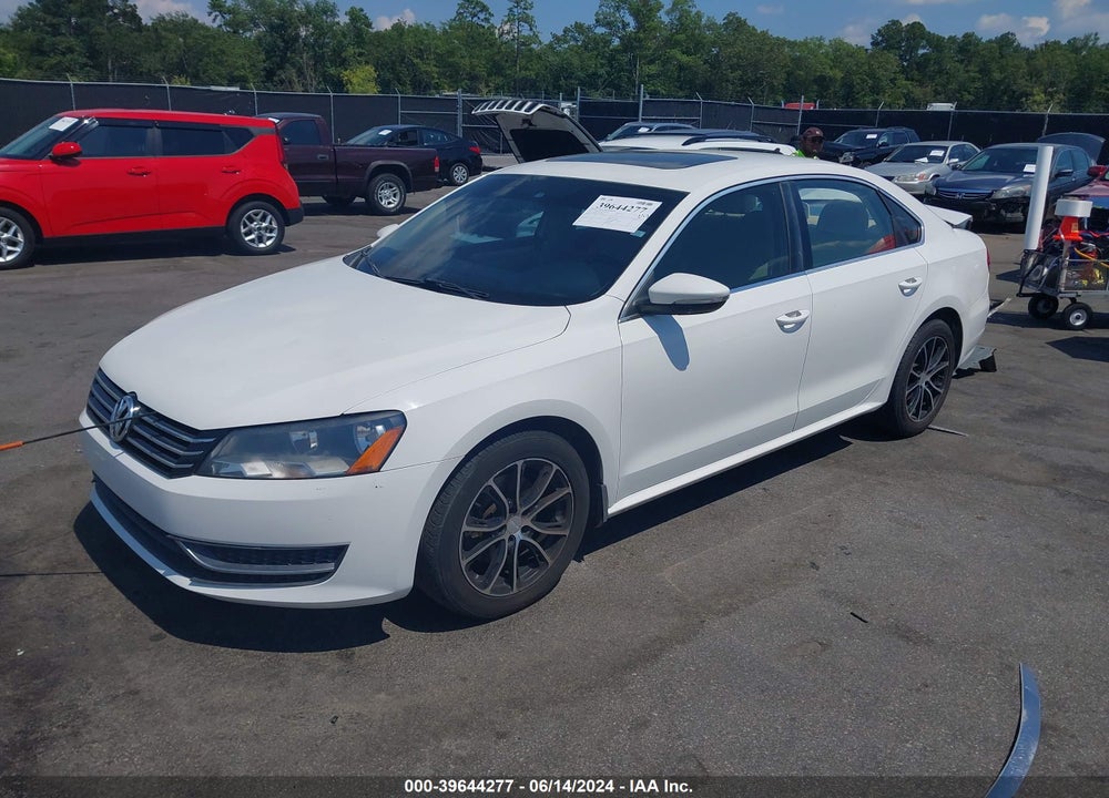 2012 VOLKSWAGEN PASSAT 2.5L SE VIN: 1VWBP7A35CC061625