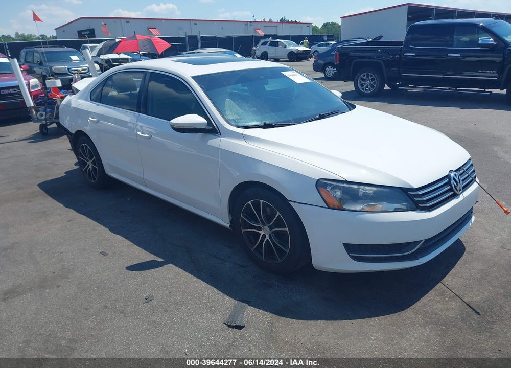 2012 VOLKSWAGEN PASSAT 2.5L SE VIN: 1VWBP7A35CC061625