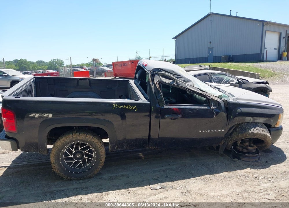 2007 CHEVROLET SILVERADO 1500 WORK TRUCK VIN: 1GCEK14C47Z612167