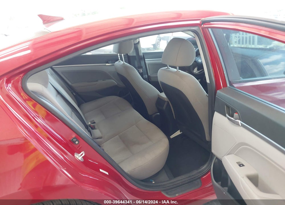 2019 HYUNDAI ELANTRA SEL VIN: KMHD84LF8KU745944