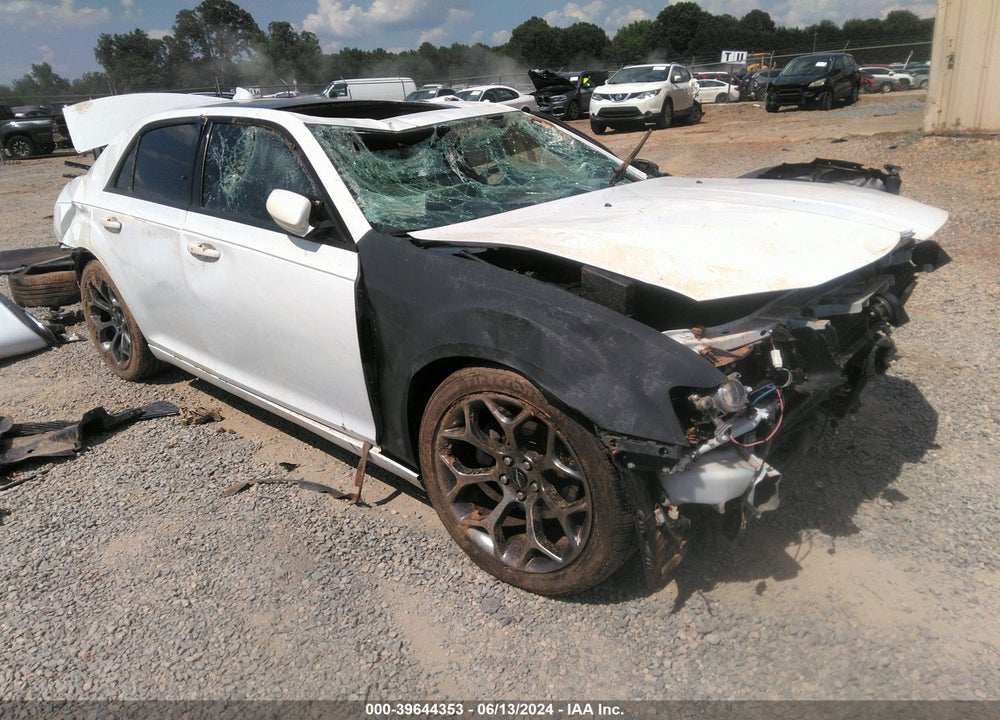 2016 CHRYSLER 300 300S VIN: 2C3CCABGXGH161597