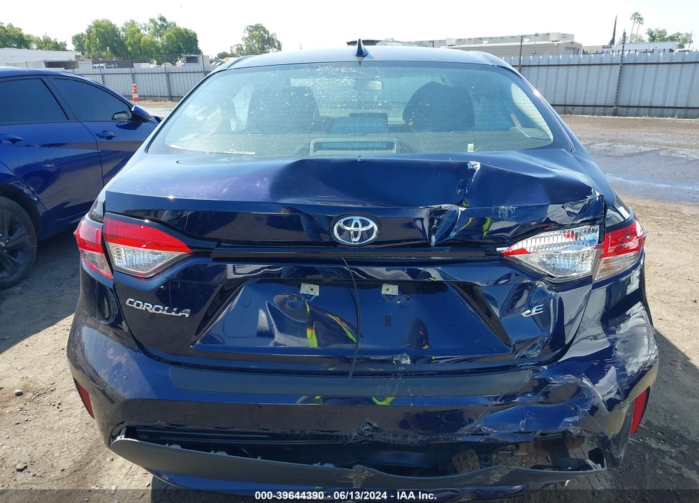 2022 TOYOTA COROLLA LE VIN: 5YFEPMAE2NP385531