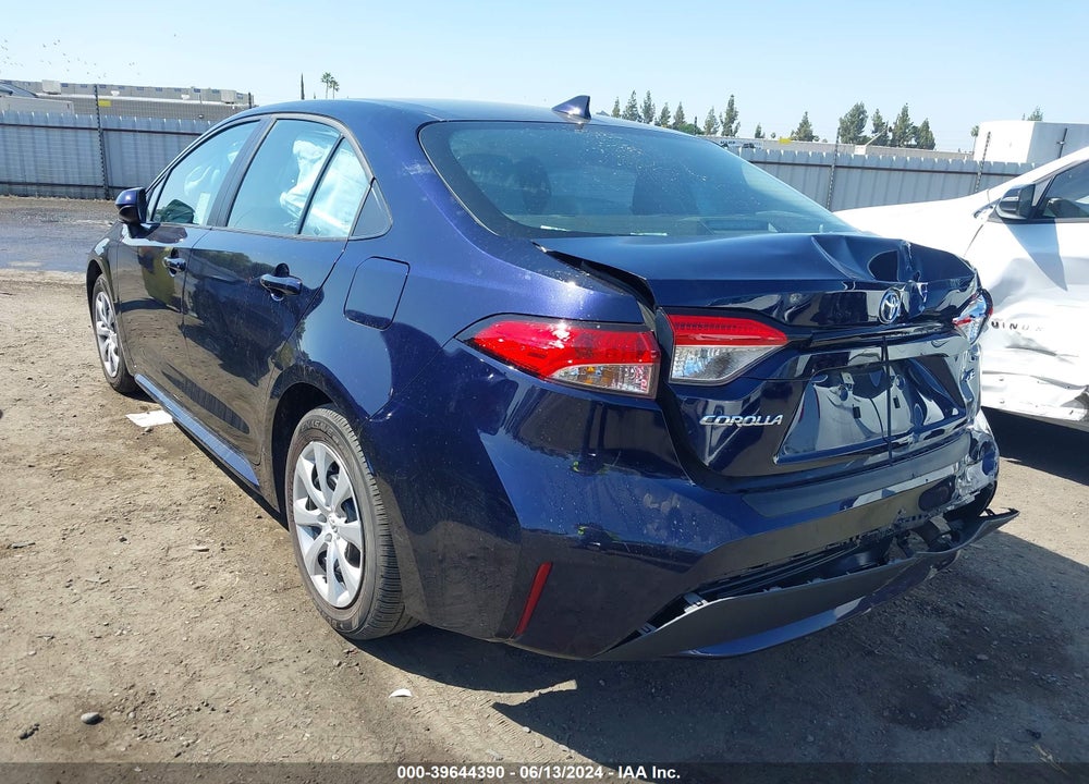 2022 TOYOTA COROLLA LE VIN: 5YFEPMAE2NP385531
