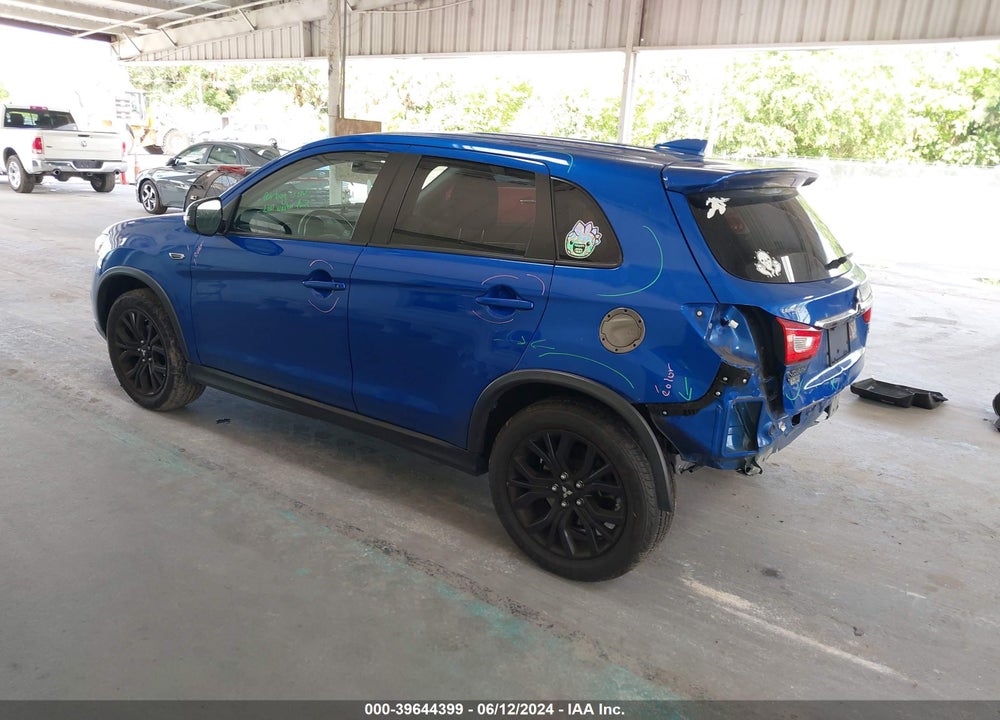 2018 MITSUBISHI OUTLANDER SPORT 2.0 LE VIN: JA4AP3AU3JU007774