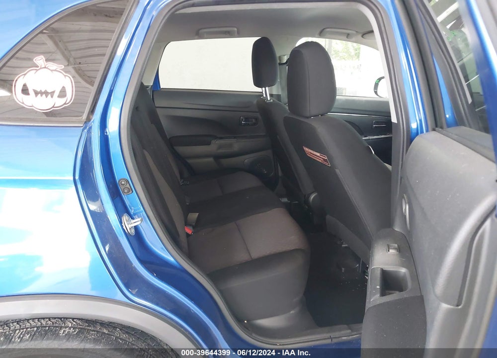 2018 MITSUBISHI OUTLANDER SPORT 2.0 LE VIN: JA4AP3AU3JU007774