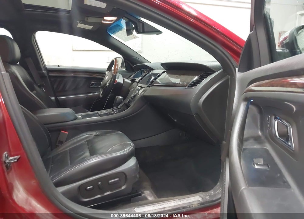 2018 FORD TAURUS VIN: 1FAHP2J83JG127385