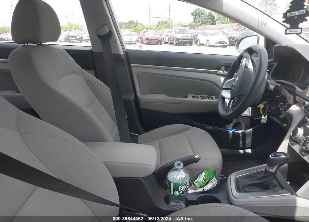 2019 HYUNDAI ELANTRA SEL VIN: 5NPD84LF8KH456898