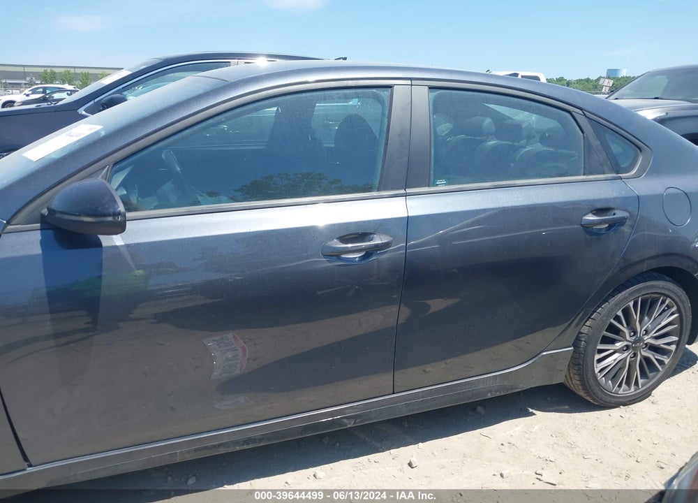 2022 KIA FORTE GT LINE VIN: 3KPF54AD7NE481643