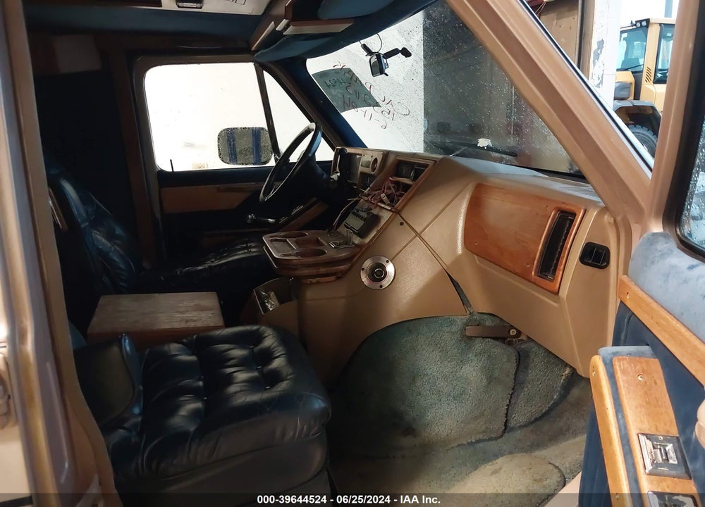 1992 GMC RALLY WAGON / VAN G2500 VIN: 1GDEG25K7N7509701