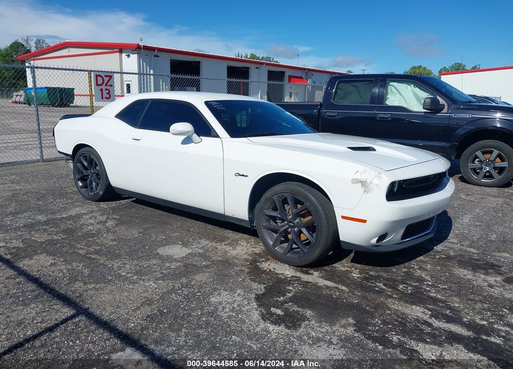 2019 DODGE CHALLENGER SXT VIN: 2C3CDZAG4KH739585