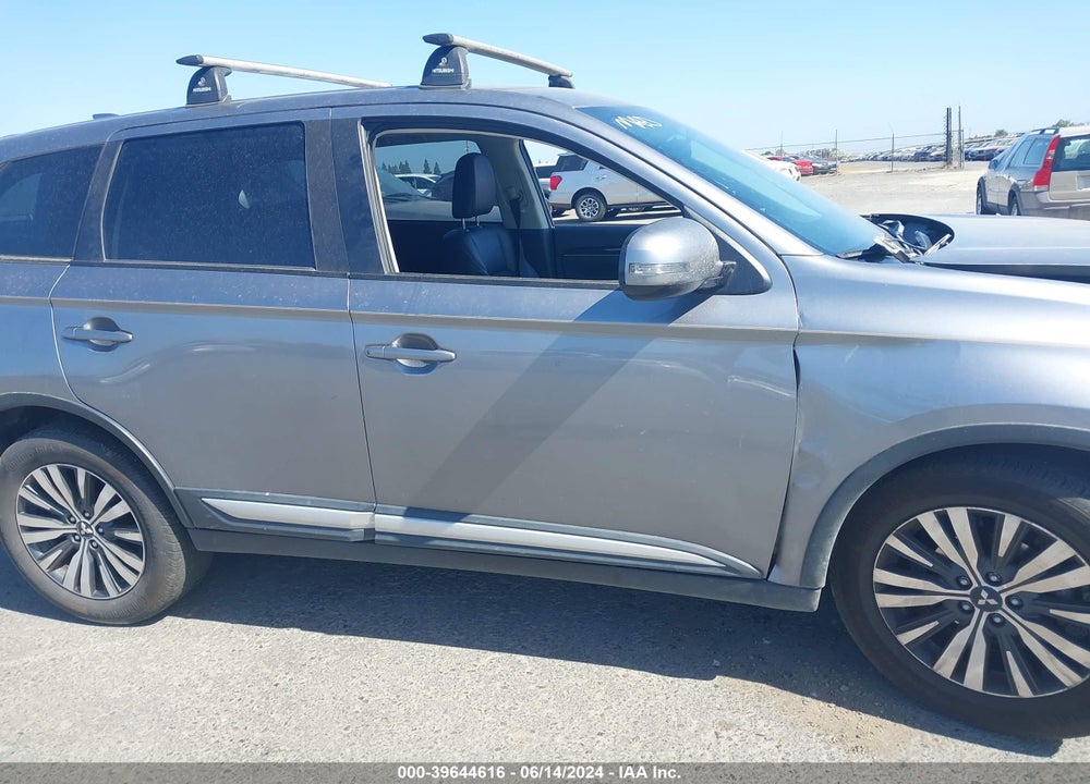 2019 MITSUBISHI OUTLANDER SE VIN: JA4AD3A36KZ017381