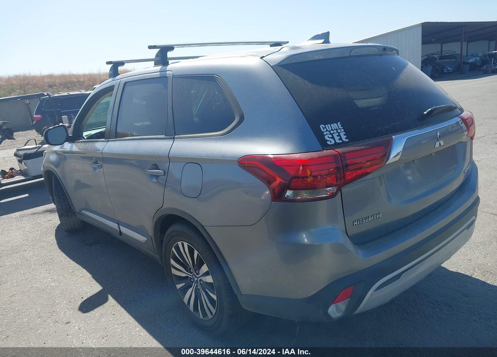 2019 MITSUBISHI OUTLANDER SE VIN: JA4AD3A36KZ017381